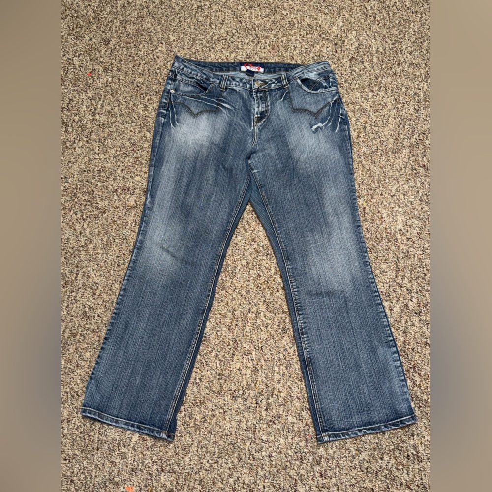 Women's plus size 18W, size 18 Mwah bootcut Blue‎ Jeans